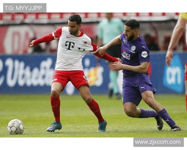 埃因霍温与鹿特丹的激烈对决揭示荷甲赛季的精彩与悬念